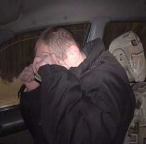 В Столице Крыма раненый таксист задержал напавшего на него преступника