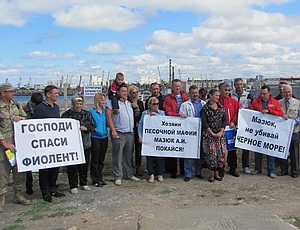 Добычи песка в Севастополе нет, как секса в Советском Союзе