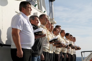 В водах Тарханкута отдали честь морякам, погибшим на борту подлодки «Щ — 216»