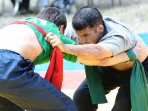 Лучшим борцам вручат баранов в Крыму