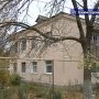 Жители п.г.т. Нижнегорский жалуются на то, что в их доме ремонта не было уже 60 лет