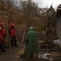В Алуште спасатели нашли тело рабочего, погибшего под завалами земли в колодце