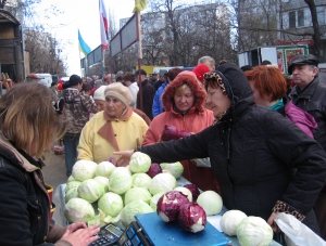 Готовь тару — пора на ярмарку