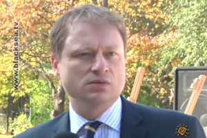 В крымской столице провел лекцию о Евроинтеграции заместитель посла Великобритании