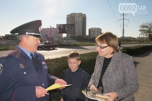 Начальник ГАИ Севастополя «просвещал» пешеходов