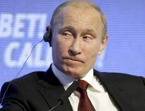 Азаров грозит потеснить Россию на рынке газа
