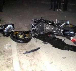 В Ночное Время в Столице Крыма в столкновении с машиной погиб мотоциклист