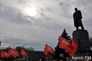 В Керчи 7 Ноября отметят демонстрацией с баяном