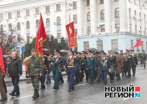 Коммунисты на митинге в Симферополе сравнили буржуазию и капитализм с МММ