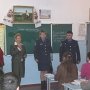 Милиционеры учат кировских школьников основам права