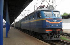 В поездах из Симферополя во Львов увеличилось количество мест