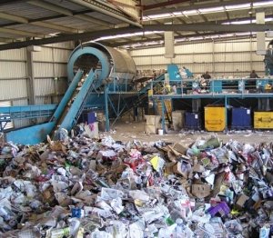 Жители Симферополя высказались против мусоросортировочного завода в черте города