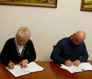 Исполком Ялты подписал соглашение с профсоюзами