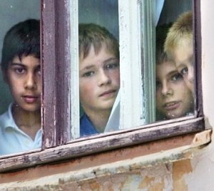Прокуратура объявила о постоянных нарушениях прав сирот в Крыму