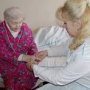 В Крыму 50 инвалидам компенсируют услуги сиделок