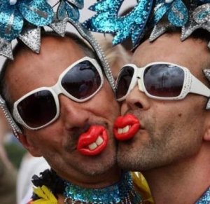 С ассоциацией с ЕС Украину обязали бы признать гей-сообщества