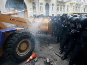 Парламент Крыма: оппозиция пытается взять власть в стране