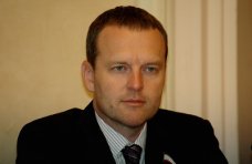 Крымчане не должны допустить прихода к власти неонацистов, – депутат