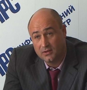 Крымский депутат предложил провести досрочные президентские выборы