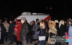 В Симферополе снова собрали чиновников на митинг против европейской заразы