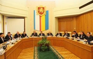 Президиум Верховного Совета АР КРЫМ принял Решение «Об общественно-политической ситуации, сложившейся в Украине»