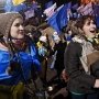 Парламент Крыма создаст телефонную линию для сигналов об участии студентов в протестах