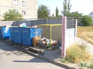 В Керчи объявят конкурс на вывоз мусора