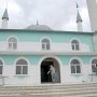 Подожженную в Саках мечеть откроют после восстановления в январе