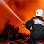 На пожарах в Крыму один мужчина погиб, а другой сбежал от спасших его огнеборцев