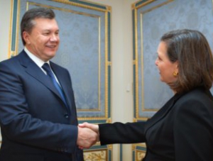 Янукович встретился с Нуланд