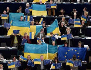 Европарламент принял резолюцию «По результатам Вильнюсского саммита, будущему Восточного партнерства и Украине»