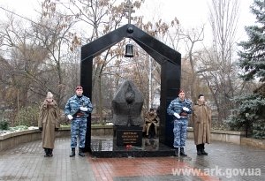 В Симферополе почтили память ликвидаторов последствий Чернобыльской аварии