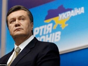 Митинг в поддержку Януковича собрали в Крыму