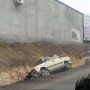 На ремонтируемой трассе в Севастополе авто вылетело в кювет