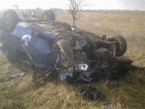 В Сакском районе перевернулся Opel: водитель погиб
