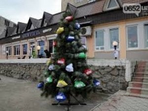 Новогодний карнавал елок утроят в Крыму