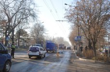 Под колесами автобуса в Столице Крыма погибла девушка