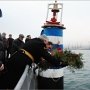 В Феодосии принесли цветы в память о десантной операции