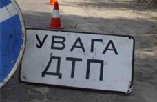 В Столице Крыма автомобиль сбил девушку, переходящую дорогу в неположенном месте