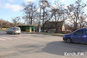 В Керчи перед пешеходным переходом столкнулись две иномарки