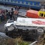 В Севастополе машина упала с железнодорожного моста: пострадала беременная пассажирка