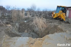 В Керчи устраняют глобальные порывы главного водовода