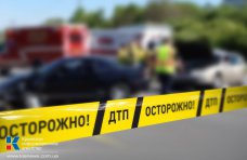 На обочине в Сакском районе обнаружили автомобиль с трупом в салоне