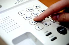 В парламенте Крыма возобновила работу горячая телефонная линия