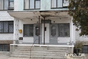 В Керчи в коммунальную собственность приняли общежитие КСРЗ