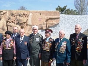 30 ветеранов ж/д района Симферополя получат памятный знак