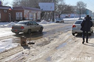 В Керчи милиция приехала искать канализационный люк