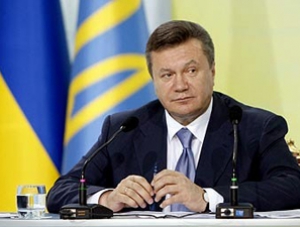 Янукович подписал Указ о праздновании 60-летия вхождения Крыма в состав Украины