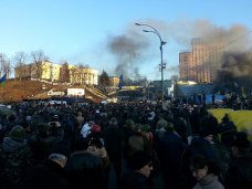 Силовики потребовали от оппозиции до вечера убрать людей с улиц Киева