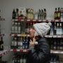 Власти Феодосии временно запретили продажу алкоголя с вечера до утра